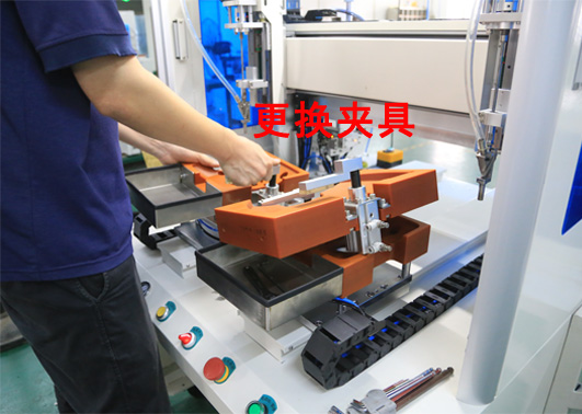 自動鎖螺絲機 自動鎖螺絲機